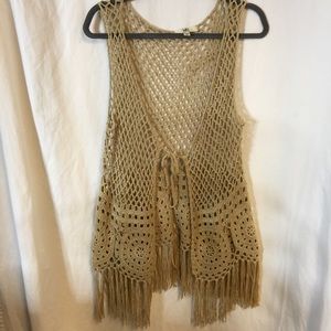 Crochet fringe vest Beige Size S/M